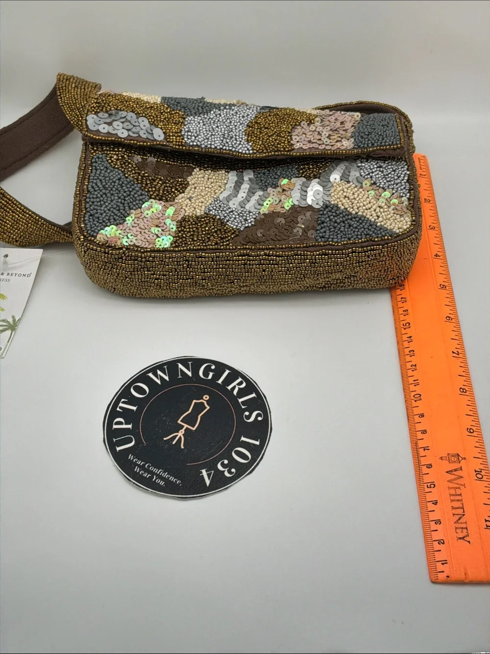 America & Beyond Express Beaded & Sequin Clutch – NWT – MSRP $99